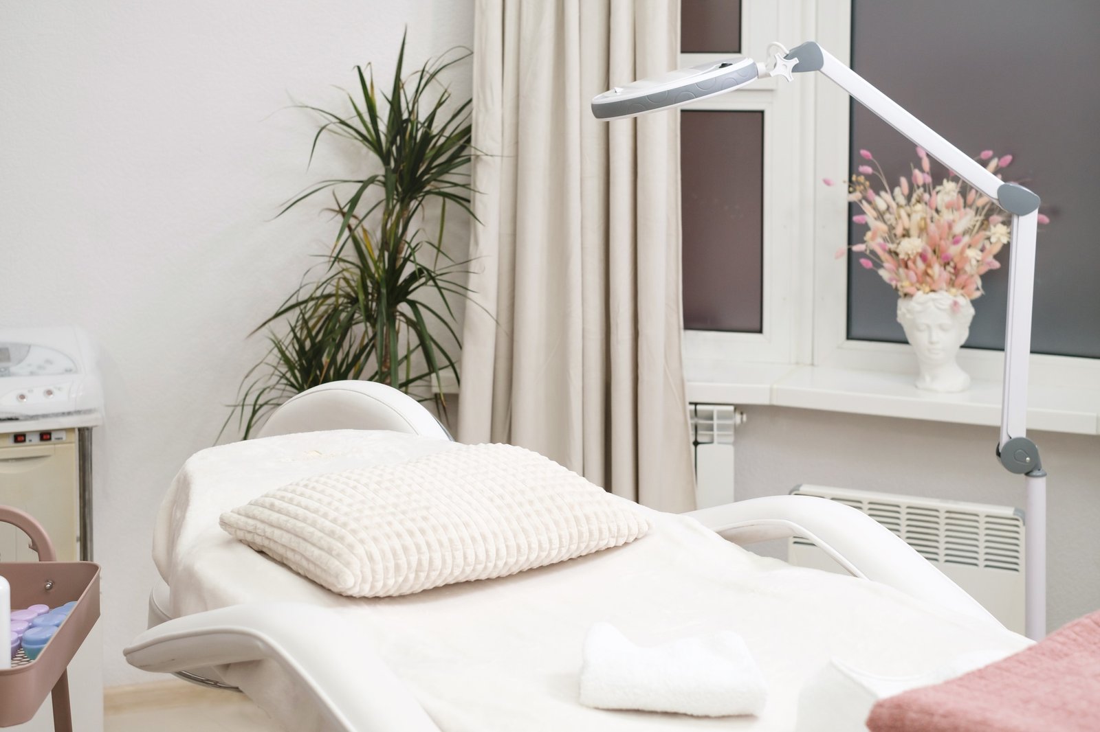 massage table for cosmetic procedures in the beauty clinic